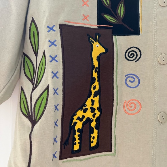 Onque giraffe cardigan. Like new condition. Embroidered, beaded. Miss Frizzle! - Picture 3 of 10